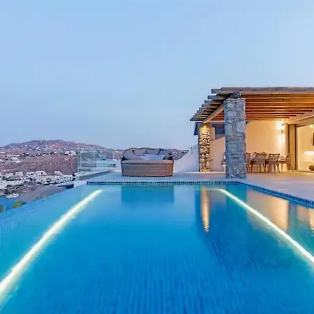 Modern Psarou Beach * بسارو